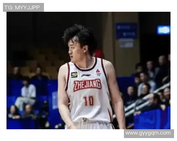 刘泽一的成长之路：从青涩少年到职场精英的蜕变历程