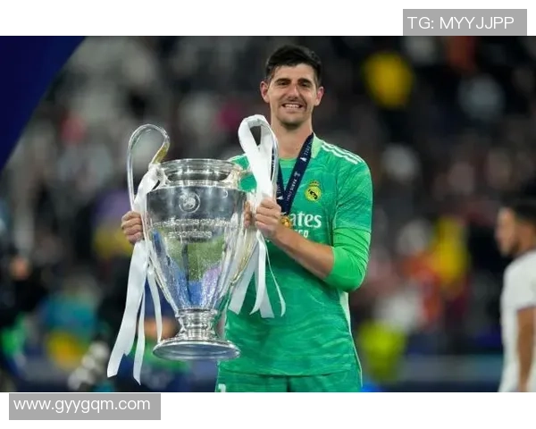 库尔图瓦：守护球门的铁血战士与足球传奇的诞生之路