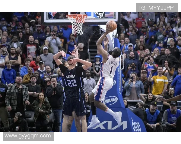 快船与勇士激战正酣精彩对决全场回顾与精彩瞬间分析 快船与勇士激战正酣精彩对决全场回顾与精彩瞬间分析