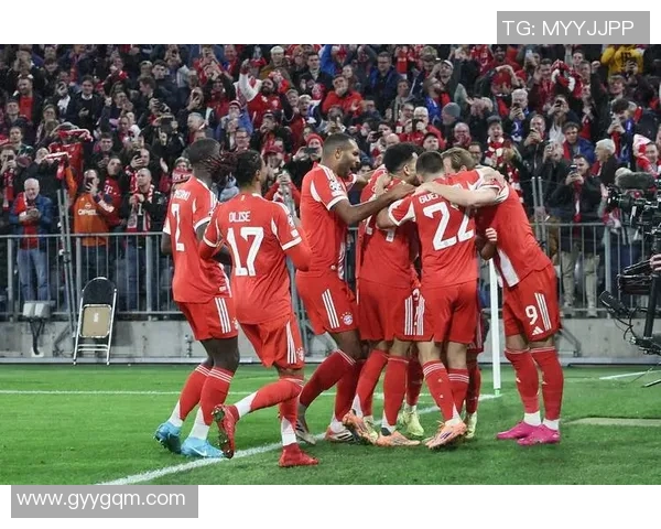 拜仁与巴黎激战正酣乐视直播带你全程感受精彩瞬间